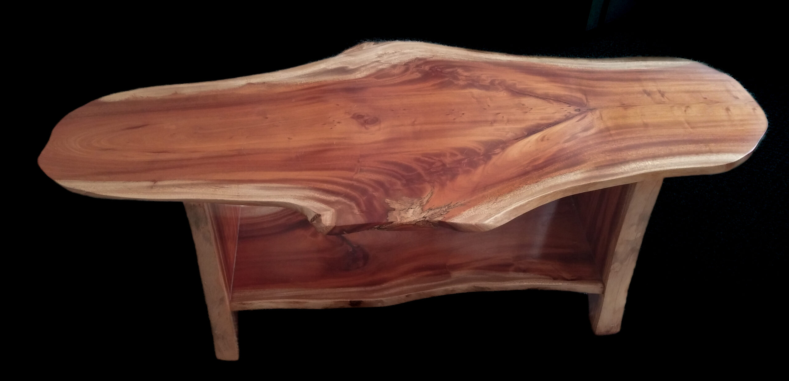 You are currently viewing Cedar Table