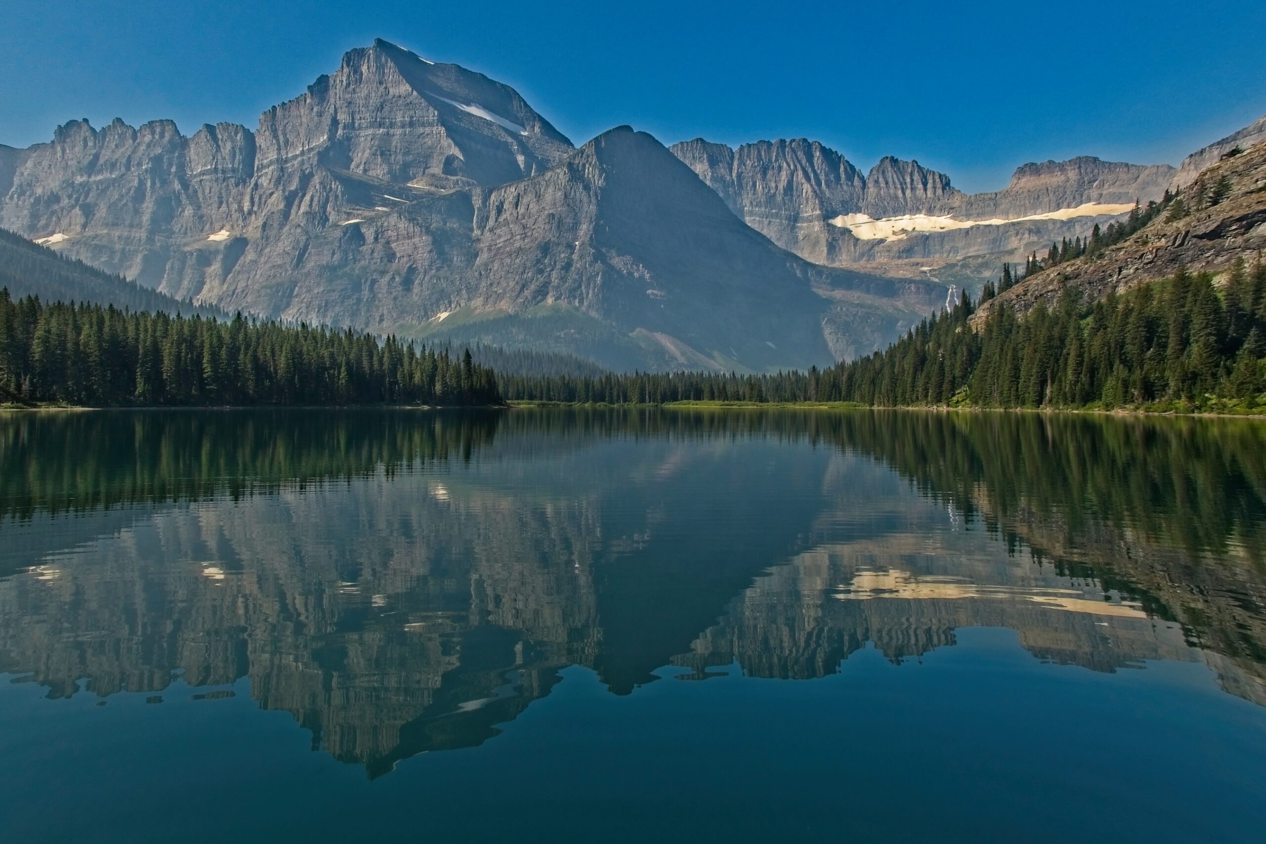 You are currently viewing Glacier Lake in August