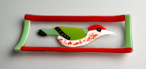 Read more about the article Bird Serving Plate Fused Glass