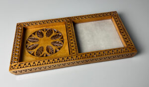 Read more about the article Hand Carved Cheese Board and Cracker Holder