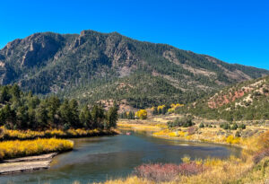 Read more about the article Glenwood Canyon